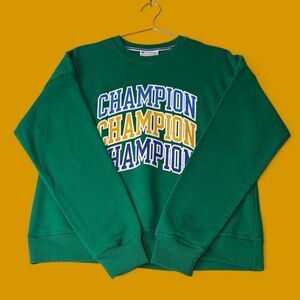 Champion Men's Crewneck Sweater in Green with Bold Logo - super warm! Like new!
